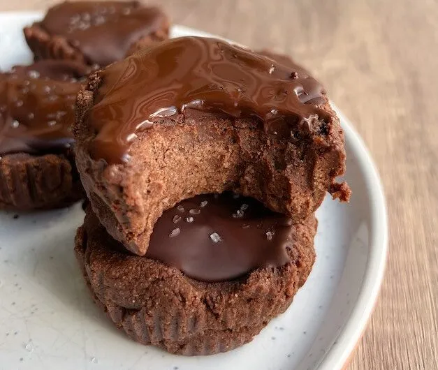 Decadent No-Bake Almond Butter Brownie Cups