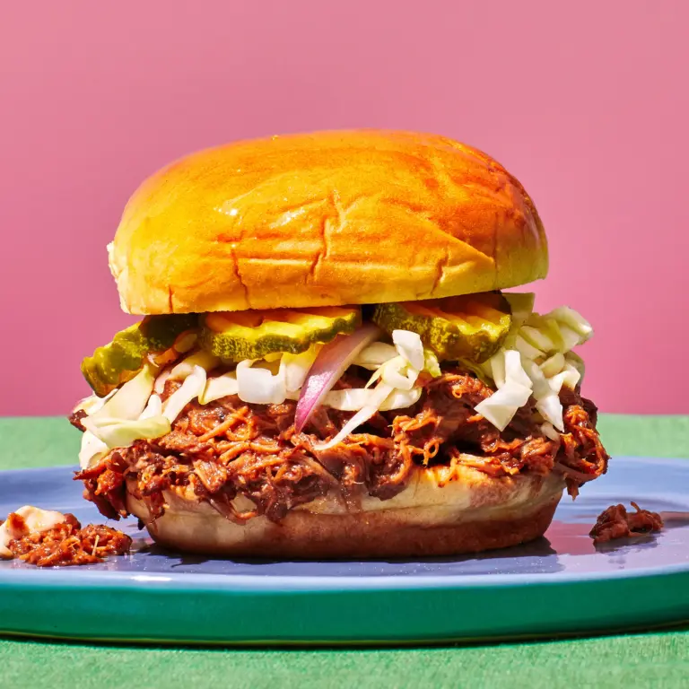 Slow Cooker BBQ Pulled Pork Sandwiches