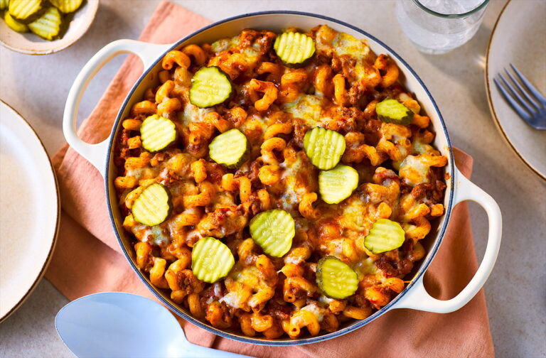 Cheeseburger Pasta Slow Cooker Recipe