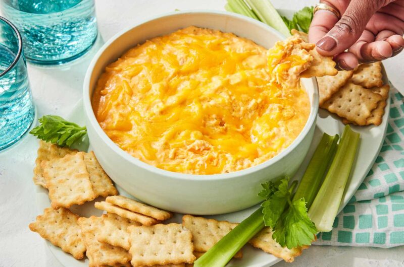 Chips and Buffalo Chicken Dip: A Quick and Spicy Pressure Cooker Appetizer