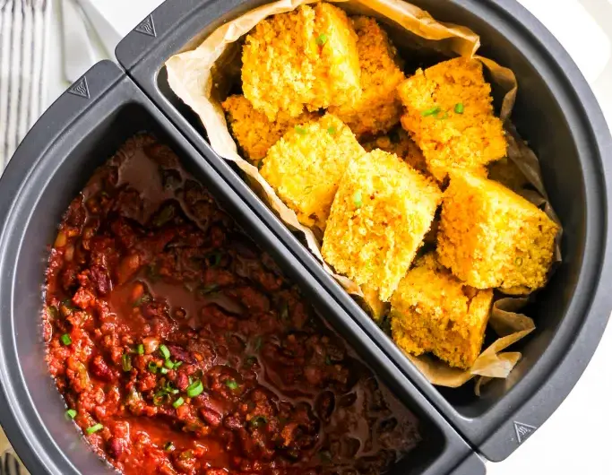 A Perfect Pair: Beef Chili with Super Moist Cornbread in the Crock-Pot Multi-Cooker