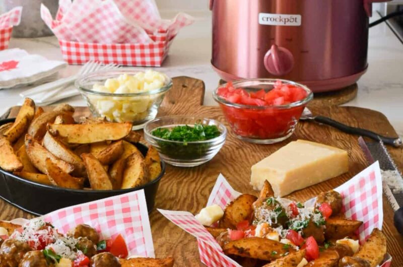 Poutine with Meatballs: A Canadian Classic Made Simple in the Crock‑Pot®
