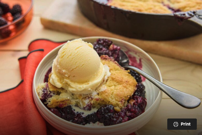 Berry Cobbler: A Quick and Delicious Pressure Cooker Dessert