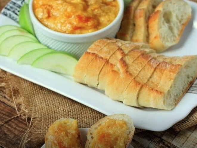 Apricot and Brie Dip Slow Cooker Recipe