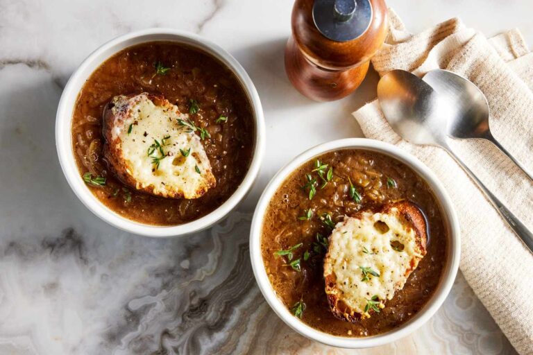 Rich and Savory: Caramelized French Onion Soup in the Slow Cooker