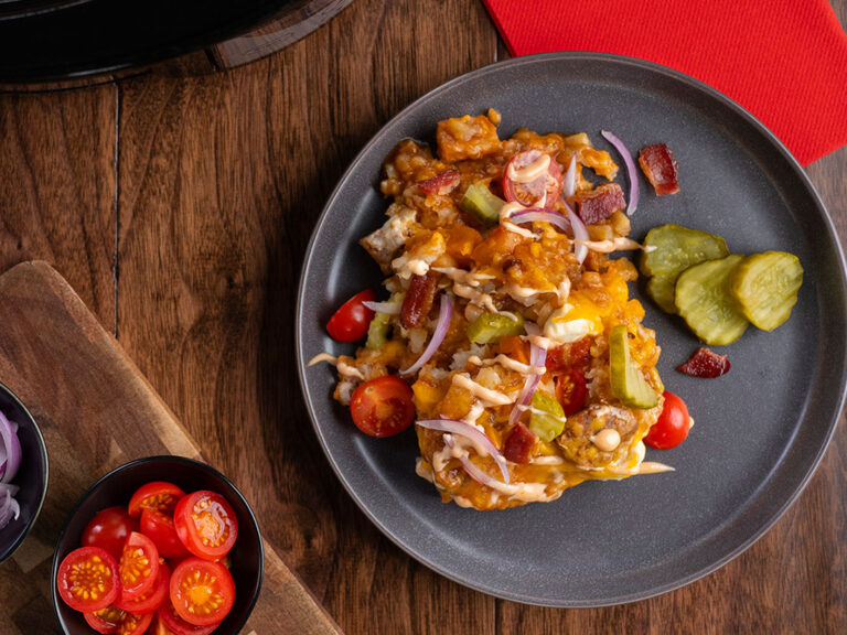 Cheeseburger Casserole: A Hearty Slow Cooker Meal