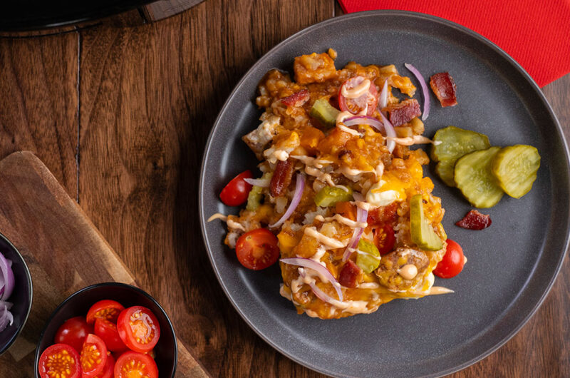 Cheeseburger Casserole: A Hearty Slow Cooker Meal