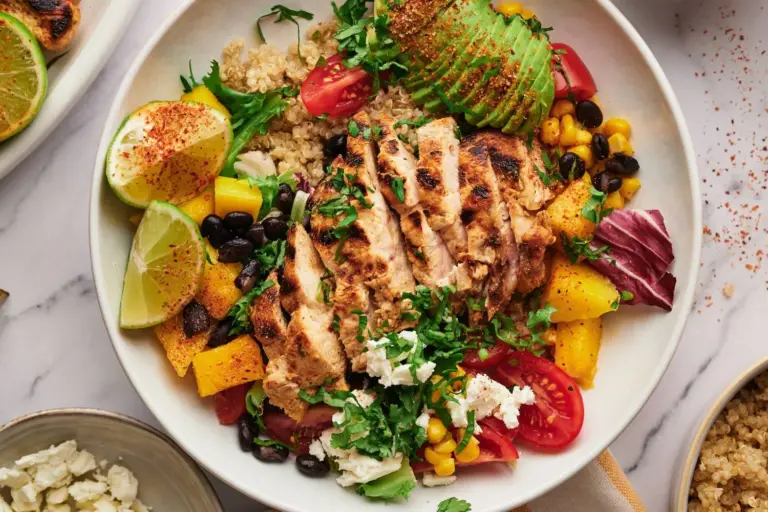 BBQ Chicken Quinoa Bowl: A Protein-Packed Slow Cooker Meal