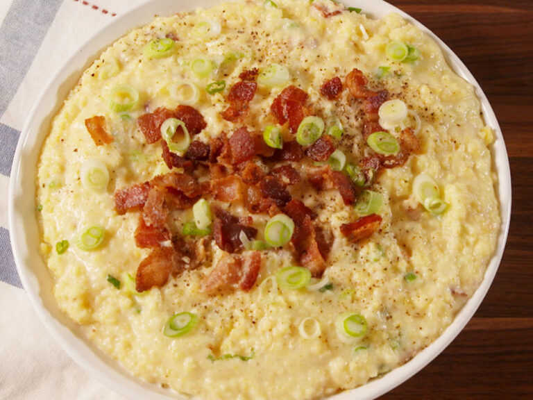 Cheese Grits with Chiles and Bacon Slow Cooker Recipe