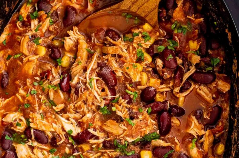 Chicken Chili: A Hearty Slow Cooker Classic