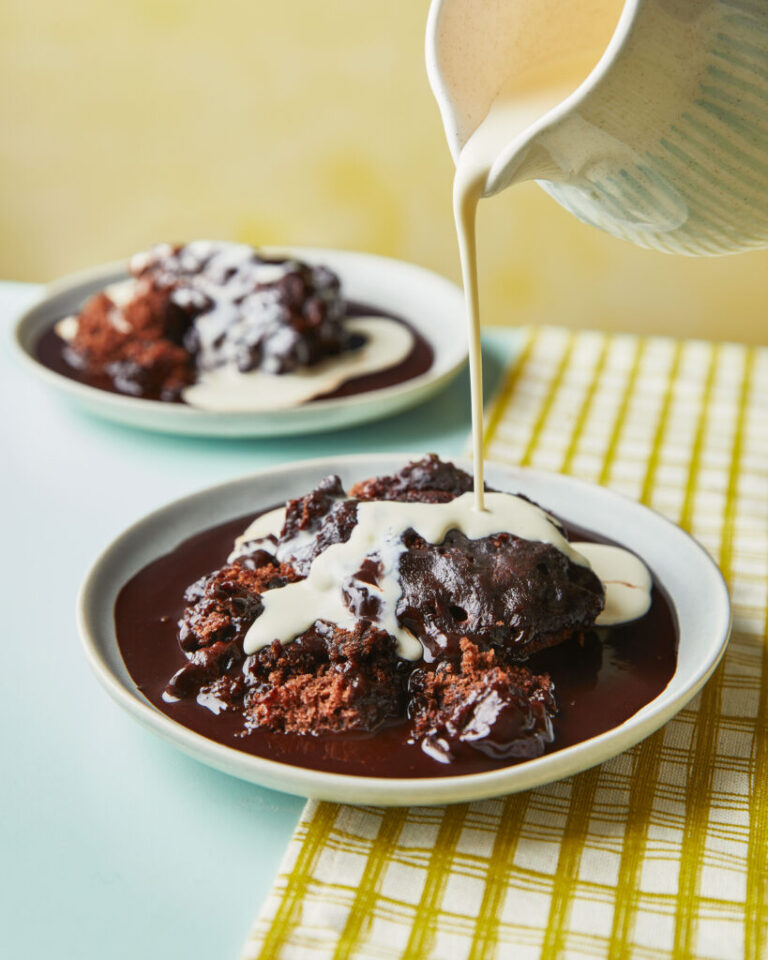 Hot Chocolate Slow Cooker (Pudding Cake‑Style)