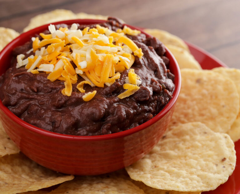 Slow Cooker Black Bean & Salsa Verde Chicken