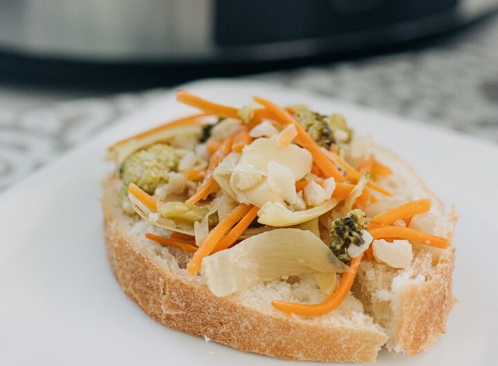 Slow Cooker Black Bean Salsa Verde Chicken